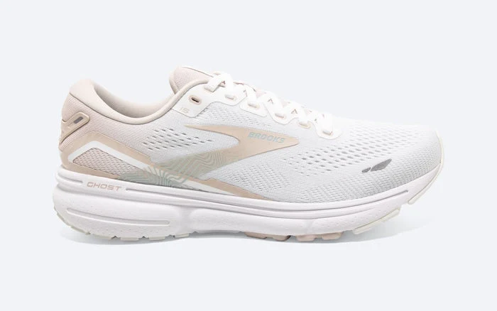 Women's Brooks Ghost 15, White/Crystal Grey/Glass, 11 B Medium
